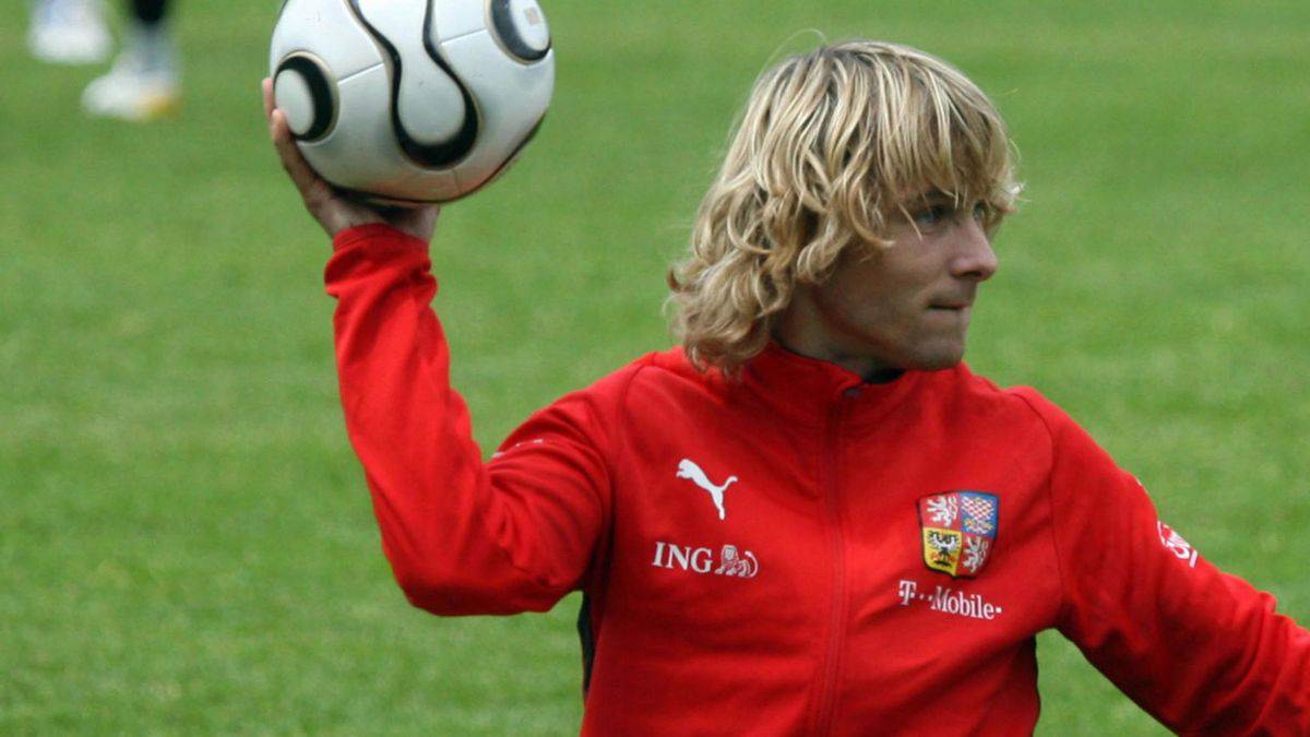 số áo nedved