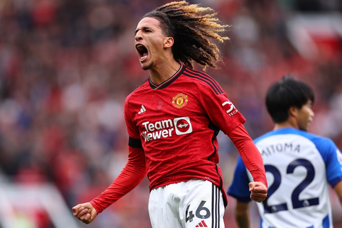 Manchester United bán Hannibal Mejbri cho Burnley